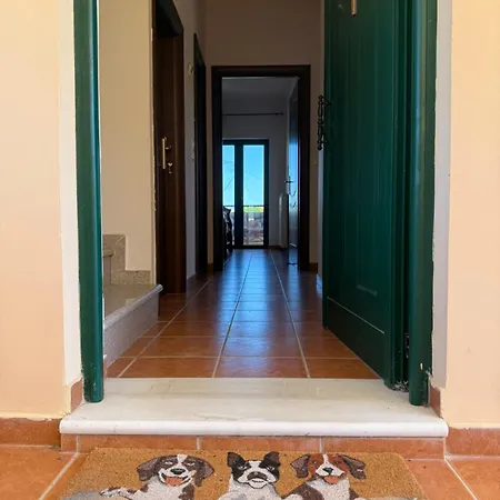 The Twin * Metamorfosi (Troizinia-Methana)