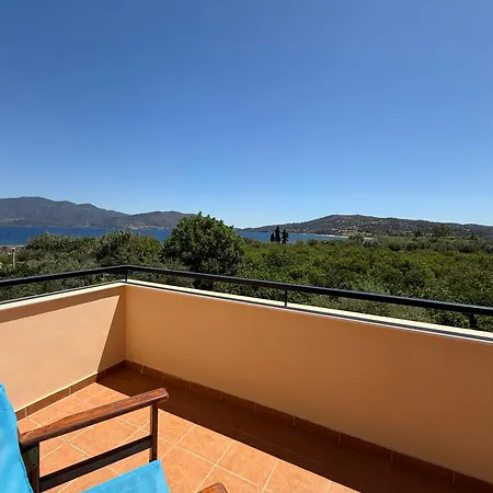 The Twin * Metamorfosi (Troizinia-Methana)