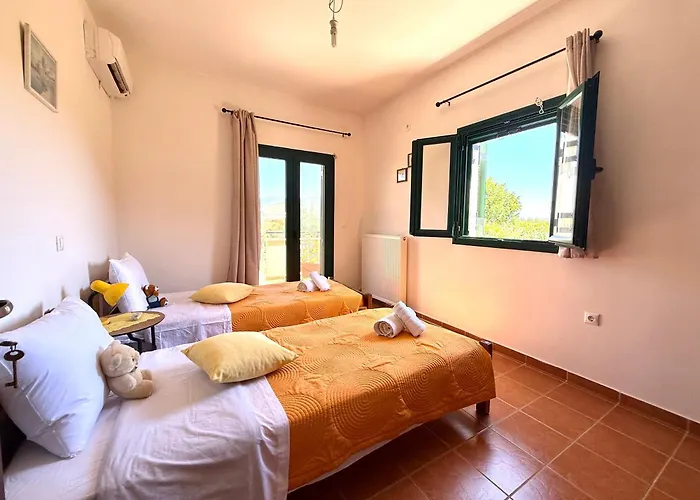 The Twin Holiday home Metamorfosi (Troizinia-Methana)